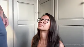 Peachy_Tara, Asian Housewife With Glasses Sucks BWC - NSFW Drop