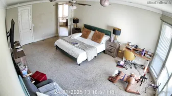 MinaTheHotwife Goes Wild: Hotwife MILF Orgasms On a Sex Machine [Intimate Moments]