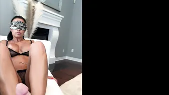 Viral Footage Featuring Miss Lexa in Sexy Masked MILF Wants You To Cum On Her Feet