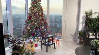 Pengaliprincess, Yasmina Khan, Naughty Elf Punished for Pre-Christmas Gift Stealing