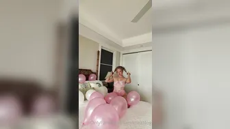 Caroline Zalog, Butthole Tease