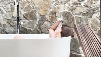 Olivia Mae, Shower Then Encounter