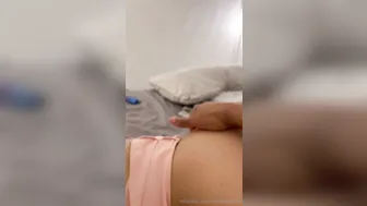 Layladeline, Roommate Encounter