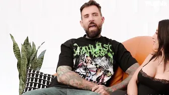 Elizabeth Skylar, Lina The Plug, PlugTalk, MILF in Latina Couple Adult Interview Encounter