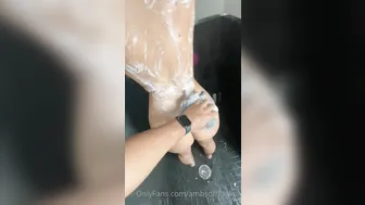 Amber Ajami, Oral on BBC in Shower