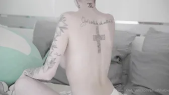 Bhad Bhabie, Teasing Curvy Assets Topless in Bed