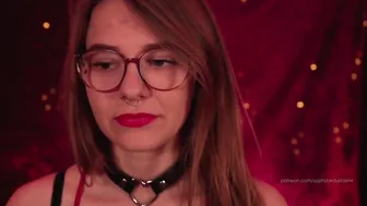 Soph Stardust Asmr, Oiling Up Body in Bathtub