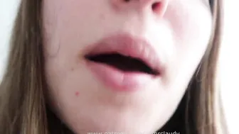 Asmr Claudy, Hairdresser Girl Teasing Hot Body