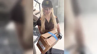 Trippie Bri, Delivery Creampie