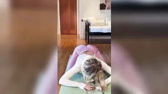 Trippie Bri, Yoga BG Creampie Video