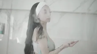 Bhad Bhabie, Wet Lingerie Shower Tease