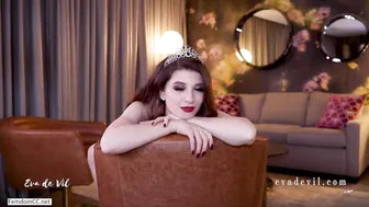 Eva De Vil, Redhead Princess in Divorce Roleplay
