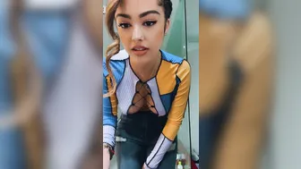 Malu Trevejo, Night Outfit Nipslip Tease