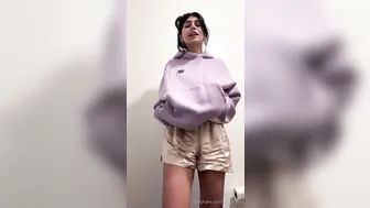 Mia Khalifa, Morning Striptease in Bathroom