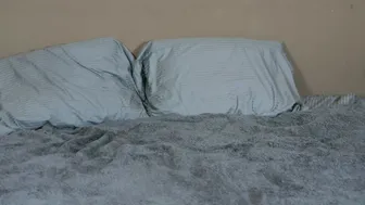 Reya Sunshine, Lesbians in Double-Ended Dildo Bed Play