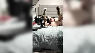 Alana Rose, Curvy Babe in Large Black Dildo Sex Machine Encounter