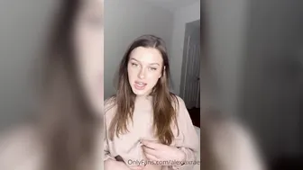 Alexia Rae, Babysitter in Pink Dildo Oral