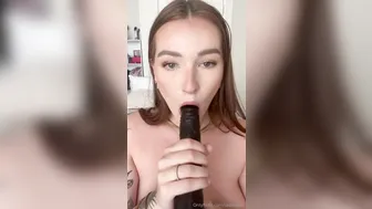 Jade Harper, Jadehubx, Large Black Dildo Encounter