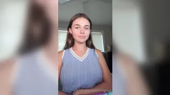 Megnutt02, Chick Teasing Large Breasts