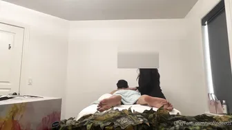 Sinfuldeeds, Curvy Persian Masseuse in Breast Encounter