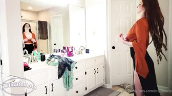 Braislee Adams, Lingerie Try-On Haul in Bathroom