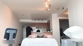 Sinfuldeeds, Singaporean Masseuse in Handjob Happy Ending