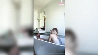 Sammmnextdoor, Tattooed Couple in Oral Facial Bathtub