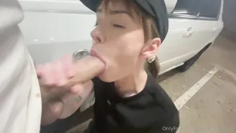 Snow Bunni, Restaurant Parking Lot Staff Creampie