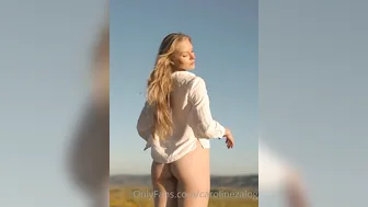Caroline Zalog, Poppy Fields Sexy Body Tease