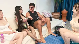 Bunnyuna, Djsakuraaa, Airiminami, Asiaxxxtour, Kris Baumer, Three Asian BWC Turn-Taking