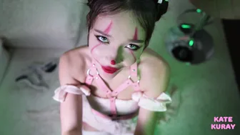 Kate Kuray, Pennywise Wet Clown Tease