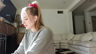 Caroline Zalog, Panties Try-On Haul