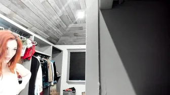 Amouranth, Sexy Lingerie Livestream Try-On Haul