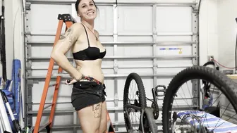 Dianna Davis, Tribalbbc, Garage Cyclist BBC Fuck