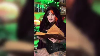 Peta Lloyd, Power_Midget, Sexy Witch Joi