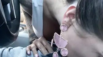 Horny Slut Hot_Momma_95 And Kristin Arteaga Sucking A Cock In The Car