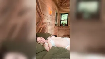 Hot Redhead Girlfriend Sara Underwood Experience Waking Up