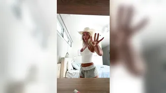 Blonde Model With Big Tits Rebecca Mcleod Livestream