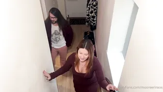 Erin Moore, Seductive Agent Sealing the Deal with Client