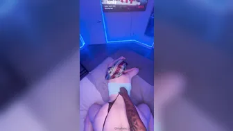 Trixi Brooks, Touchmoney V, Big Ass MILF Bouncing Hard on BBC