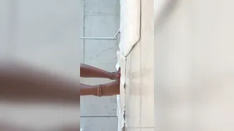 Mia Khalifa, Arab Model Lotioned Up Feet Tease And Play