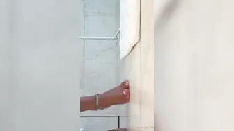 Mia Khalifa, Arab Model Lotioned Up Feet Tease And Play