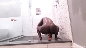 Naomi Foxxx, Black Beauty Fucks a Wall Dildo in the Shower