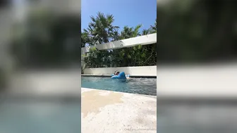 Mia Khalifa, Naked Cowgirl Video Call by the Pool