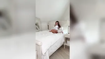 Piper Rockelle, Polka-Dot Lingerie Striptease