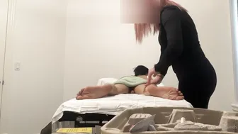 Sinfuldeeds, Lebanon Masseuse Gives Client a Sloppy Oily Handjob