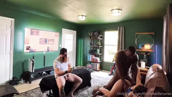 Thehotwifenurse, Jiggaa Johnson, Hotwife Fucks BBC on Couch While Hubby Films