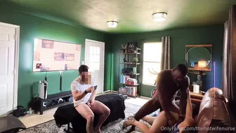 Thehotwifenurse, Jiggaa Johnson, Hotwife Fucks BBC on Couch While Hubby Films