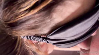 Txkitty69, Masked Hotwife Hooks Up with Bull