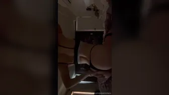 Grealisisters, Teasing Big Booty in High Heels